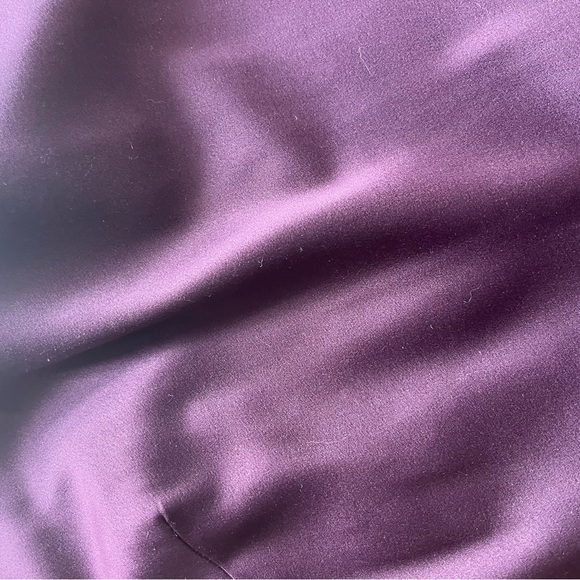 Cranberry silk-like dress - Picture 7 of 9